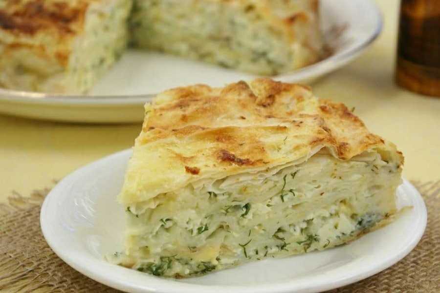 Рваный пирог из лаваша с сыром и творогом