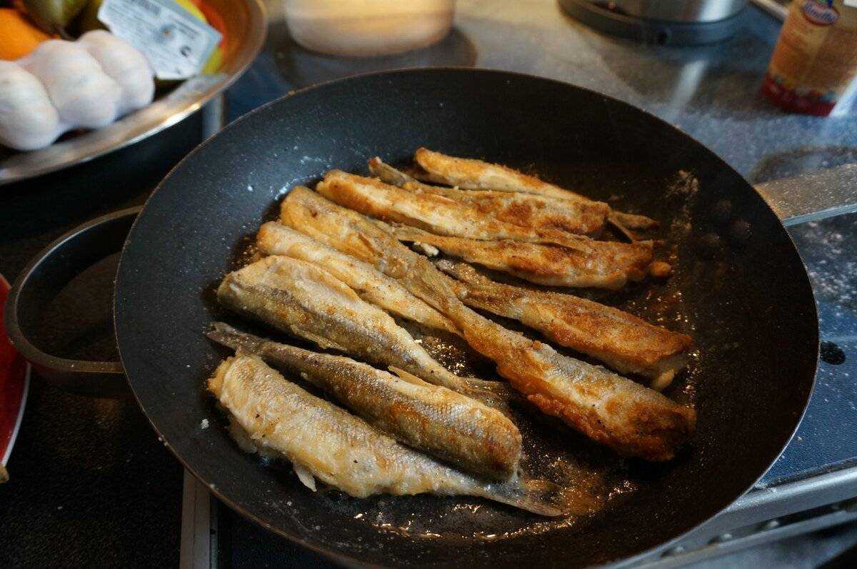 Как пожарить корюшку на сковороде очень вкусно – рецепты
