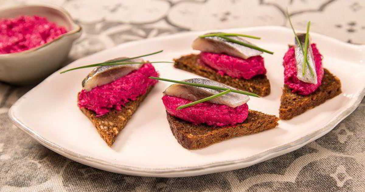 Бутерброды с красной рыбой — простые и вкусные рецепты