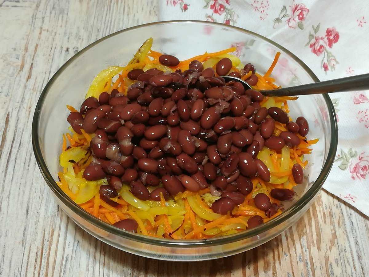 Салат с консервированной фасолью - 5 лучших и вкусных рецептов.
