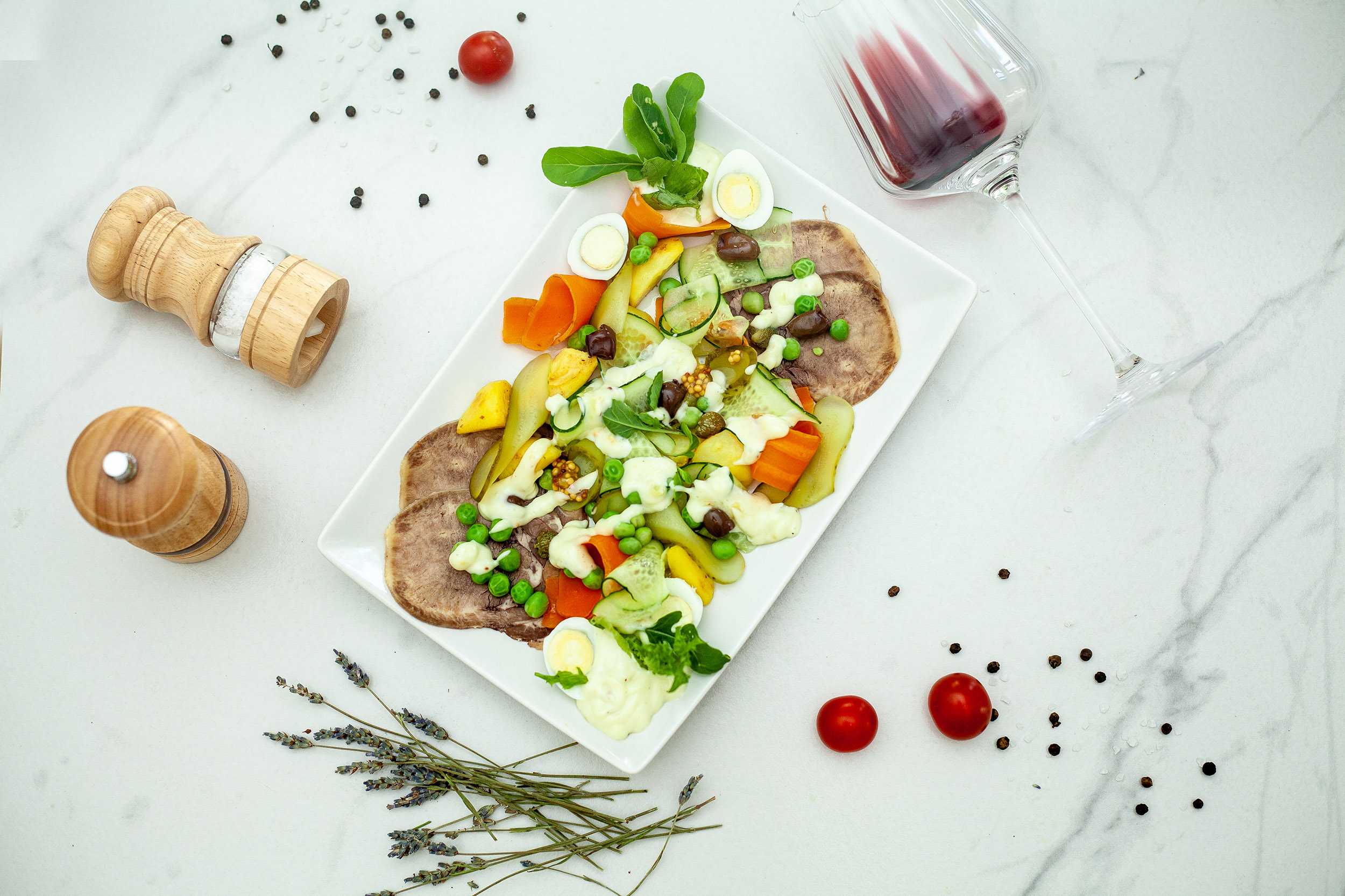 Оливье – 10 классических и новых рецептов очень вкусного салата