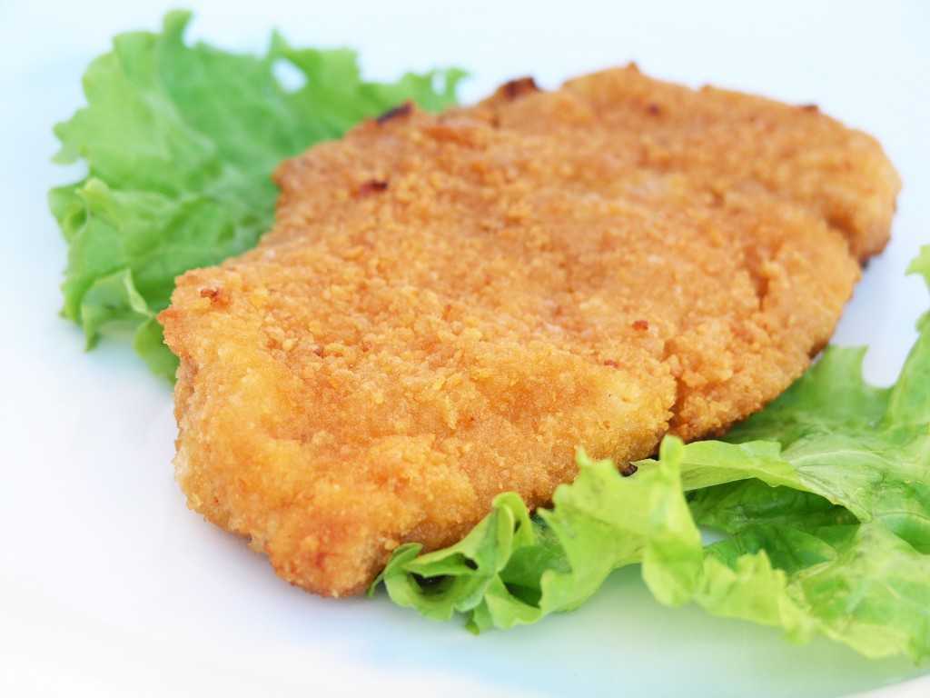 Отбивные из куриной грудки - 4 фото рецепта пошагово