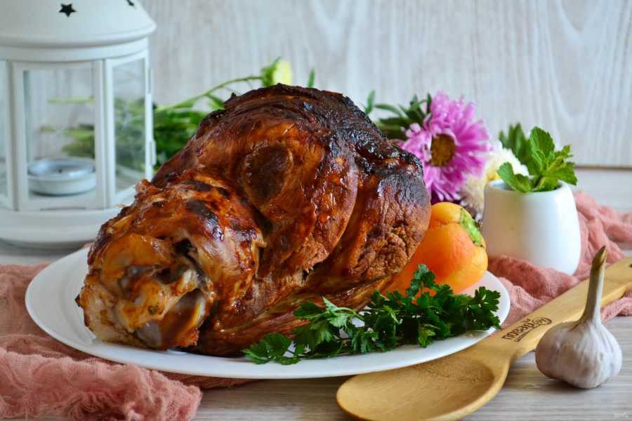 Свиная рулька в духовке - гид по приготовлению