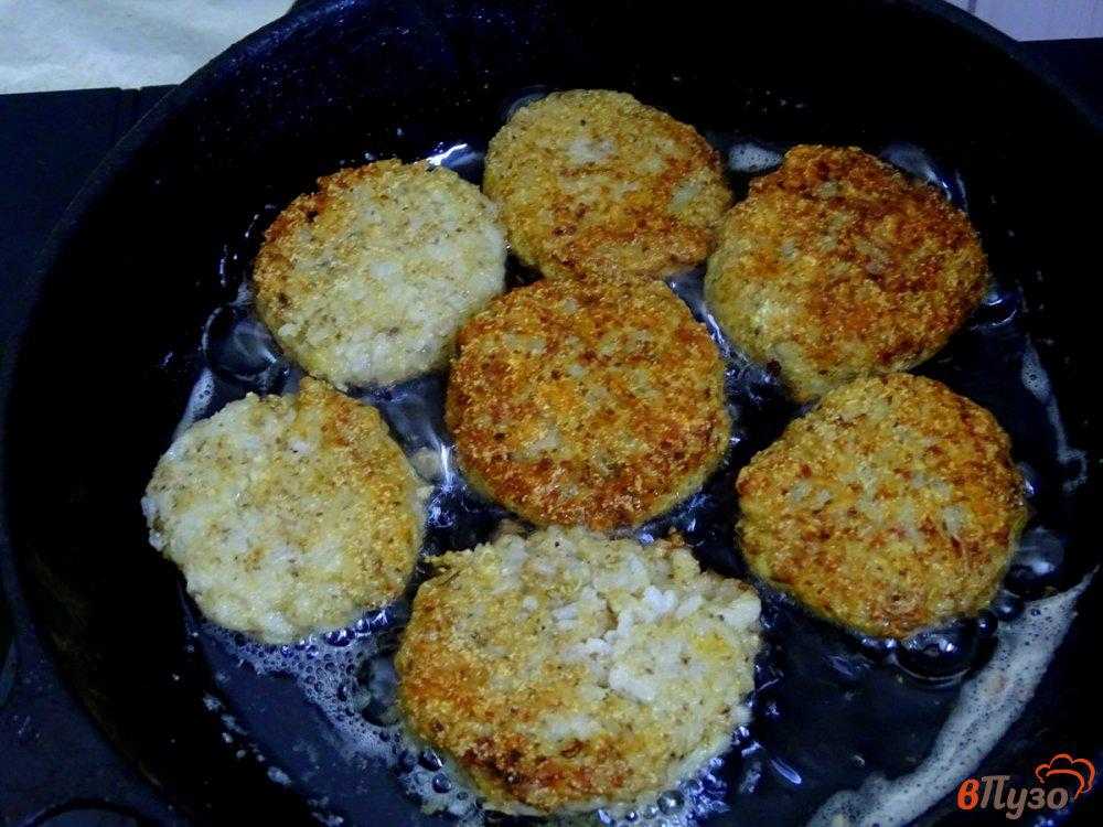 Котлеты из рыбных консервов: рецепты (с рисом, манкой, картофелем), как приготовить из сардин, сайры