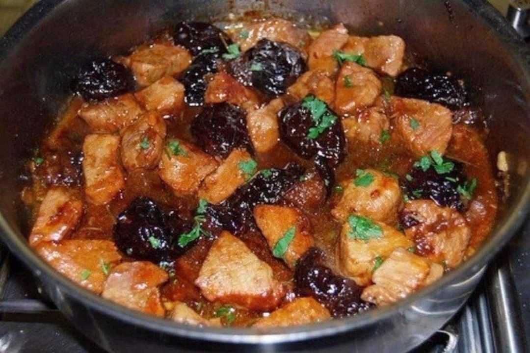 Говядина с черносливом в мультиварке – нереально вкусно! лучшие рецепты сочной говядины с черносливом в мультиварке