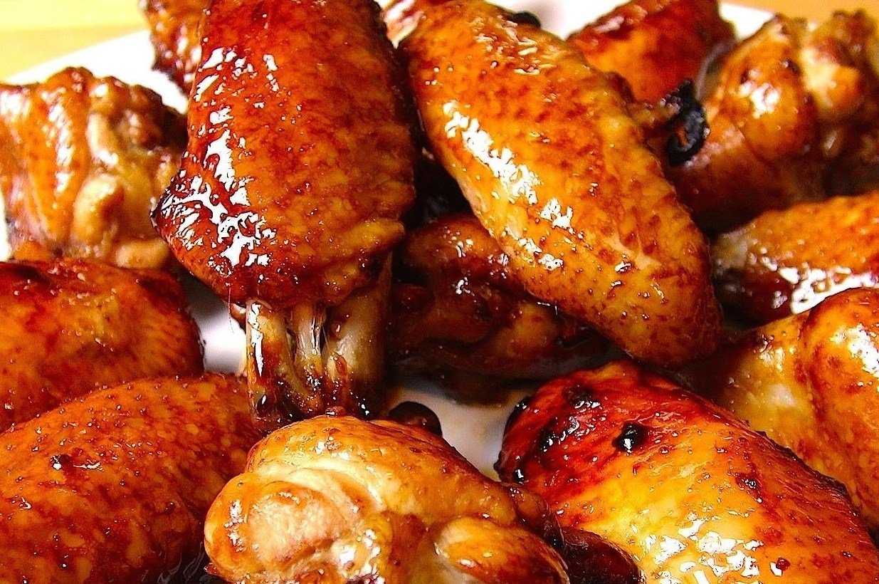 Куриные крылышки в медово-соевом соусе: 5 простых и вкусных рецептов