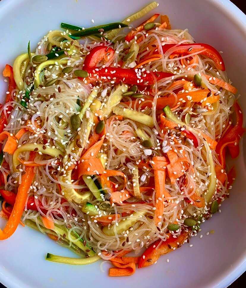 Фунчоза с курицей и овощами – 4 пошаговых рецепта
