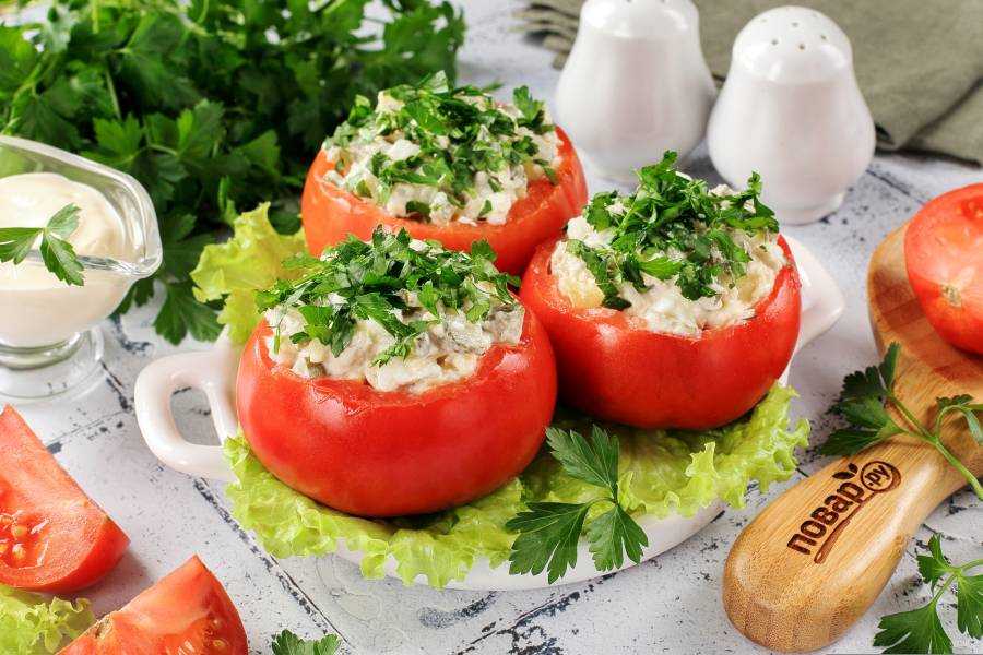 Жареные пирожки с рисом, яйцом и зеленым луком