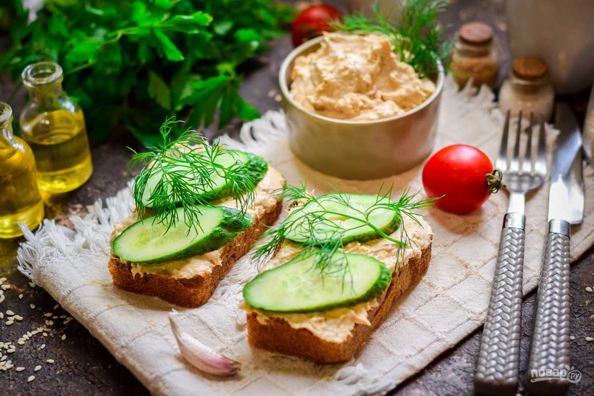 Вкусная и простая намазка на бутерброды – рецепты с фото пошагово из кабачков, плавленого сыра, яиц, рыбных консервов, шпротов, баклажанов, авокадо, селедки