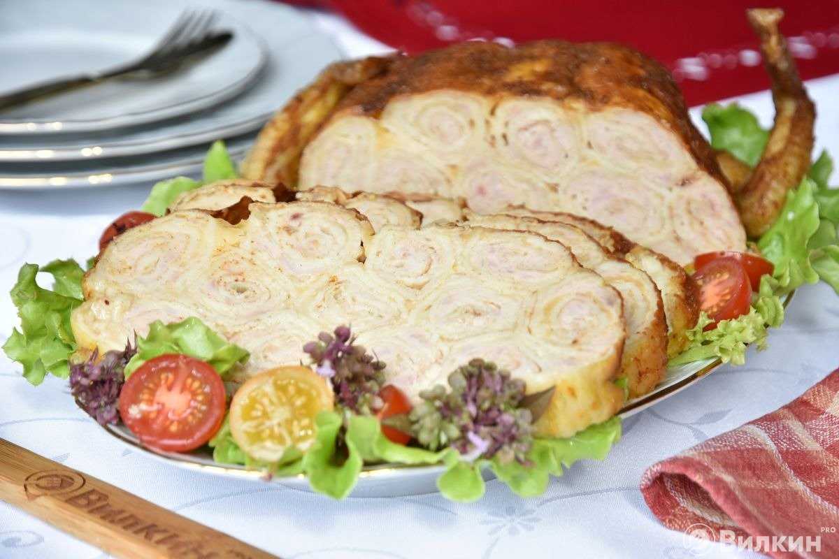 Курица фаршированная блинами: пошаговый рецепт с фото