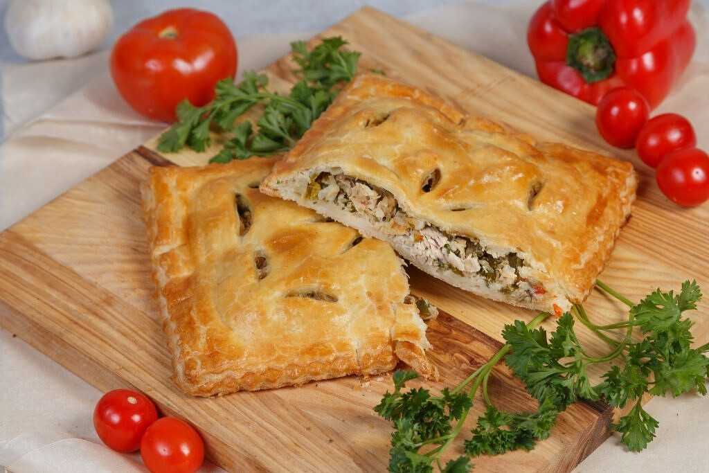 Слойки с сыром из готового слоеного теста ( простые рецепты)