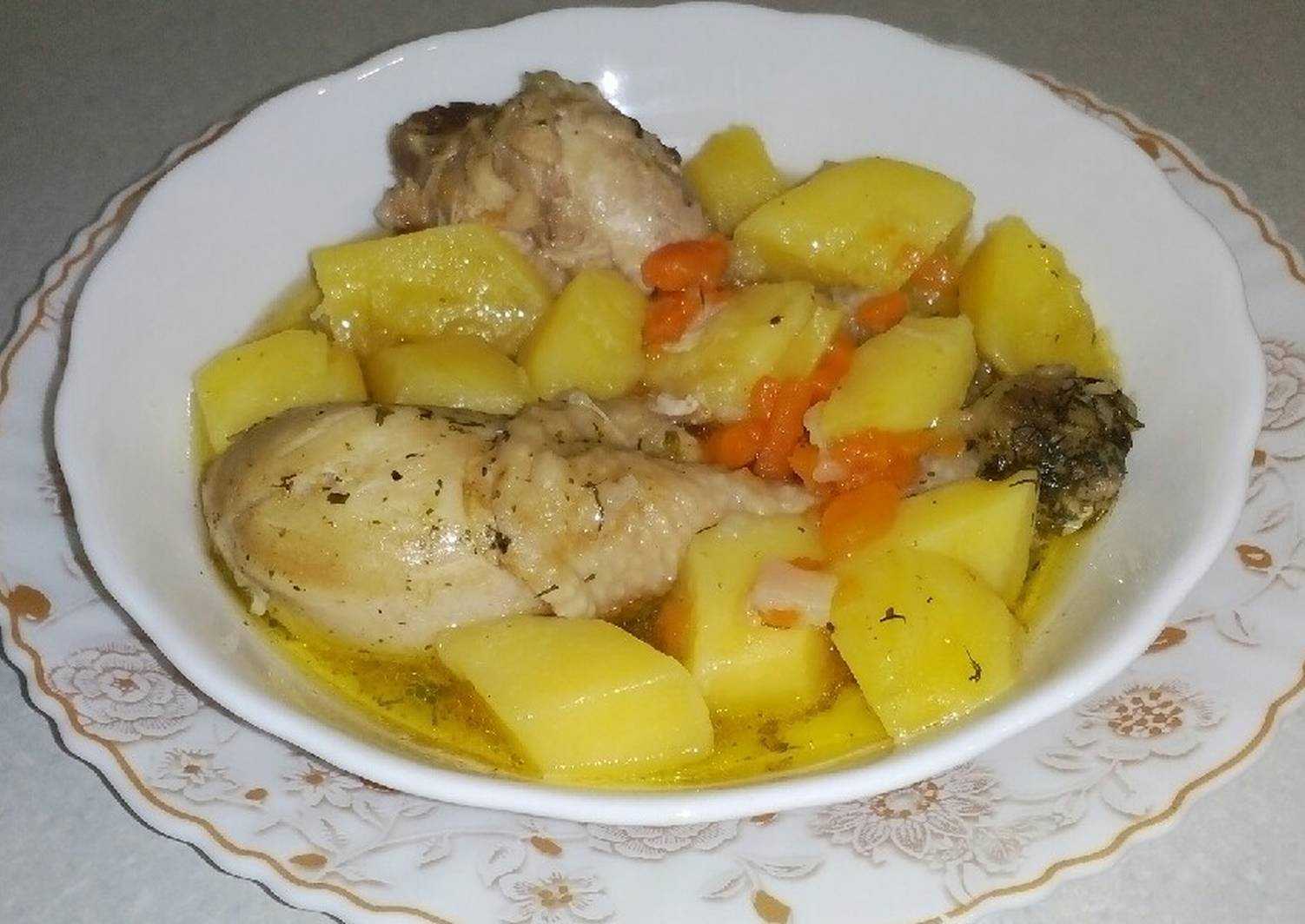 Тушеная картошка с курицей в кастрюле — пошаговый рецепт с фото