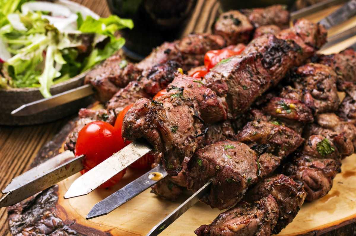 Маринад для шашлыка из свинины — 17 лучших рецептов, чтобы мясо было мягким и сочным