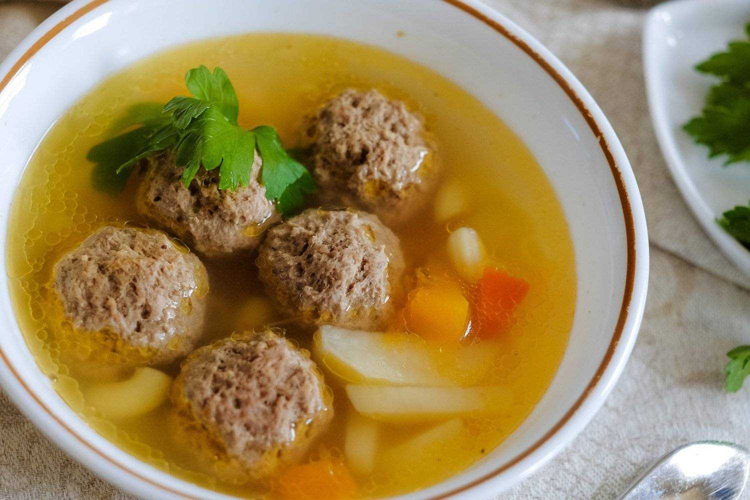 Гороховый суп с фрикадельками - 11 пошаговых фото в рецепте