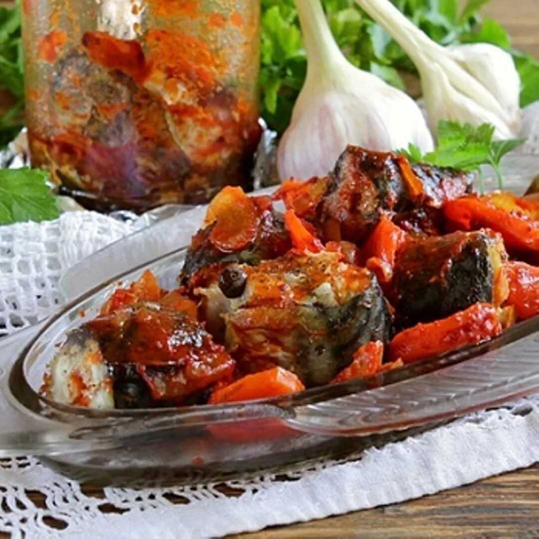 Как приготовить скумбрию тушеную с овощами. скумбрия тушеная - лучшие рецепты. как правильно и вкусно приготовить cкумбрию тушеную.