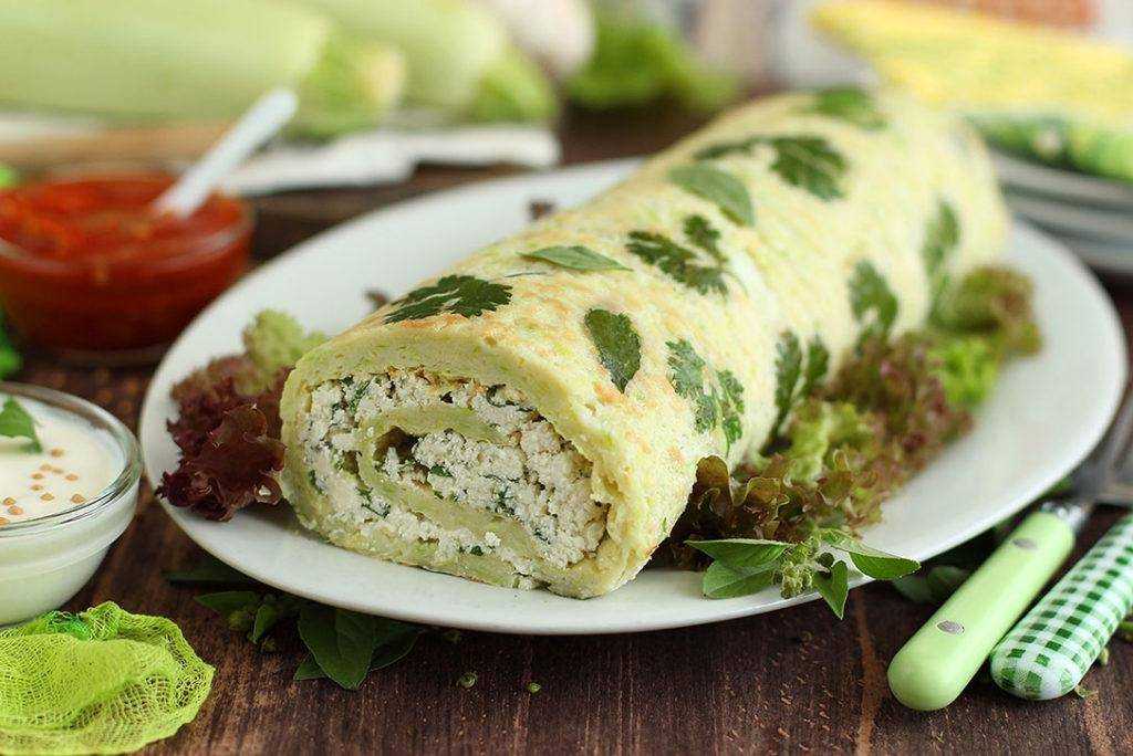 Рулетики из кабачков с различной начинкой - рецепты закуски
