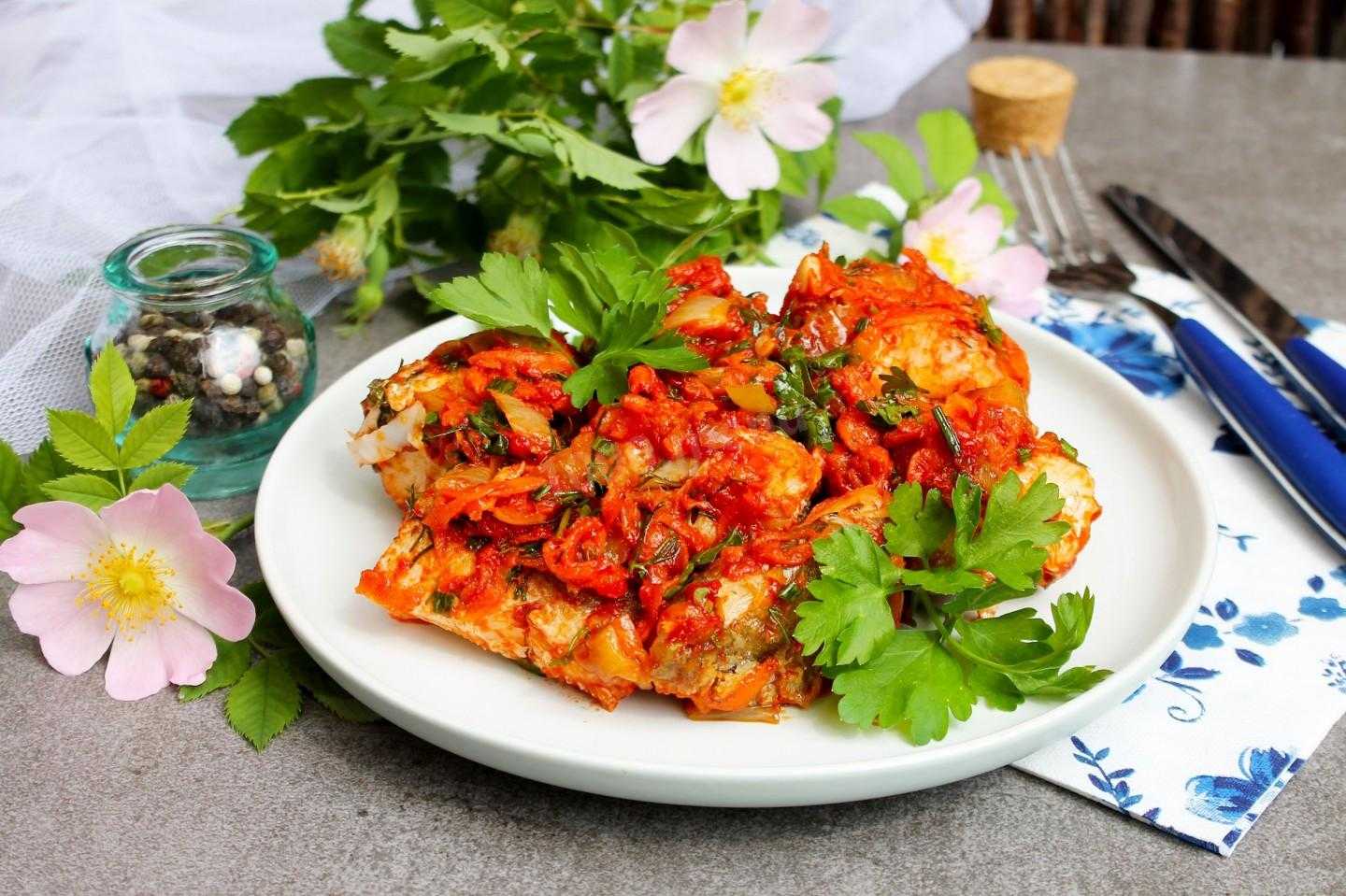 Рыба под маринадом из моркови и лука – классический рецепт на сковороде