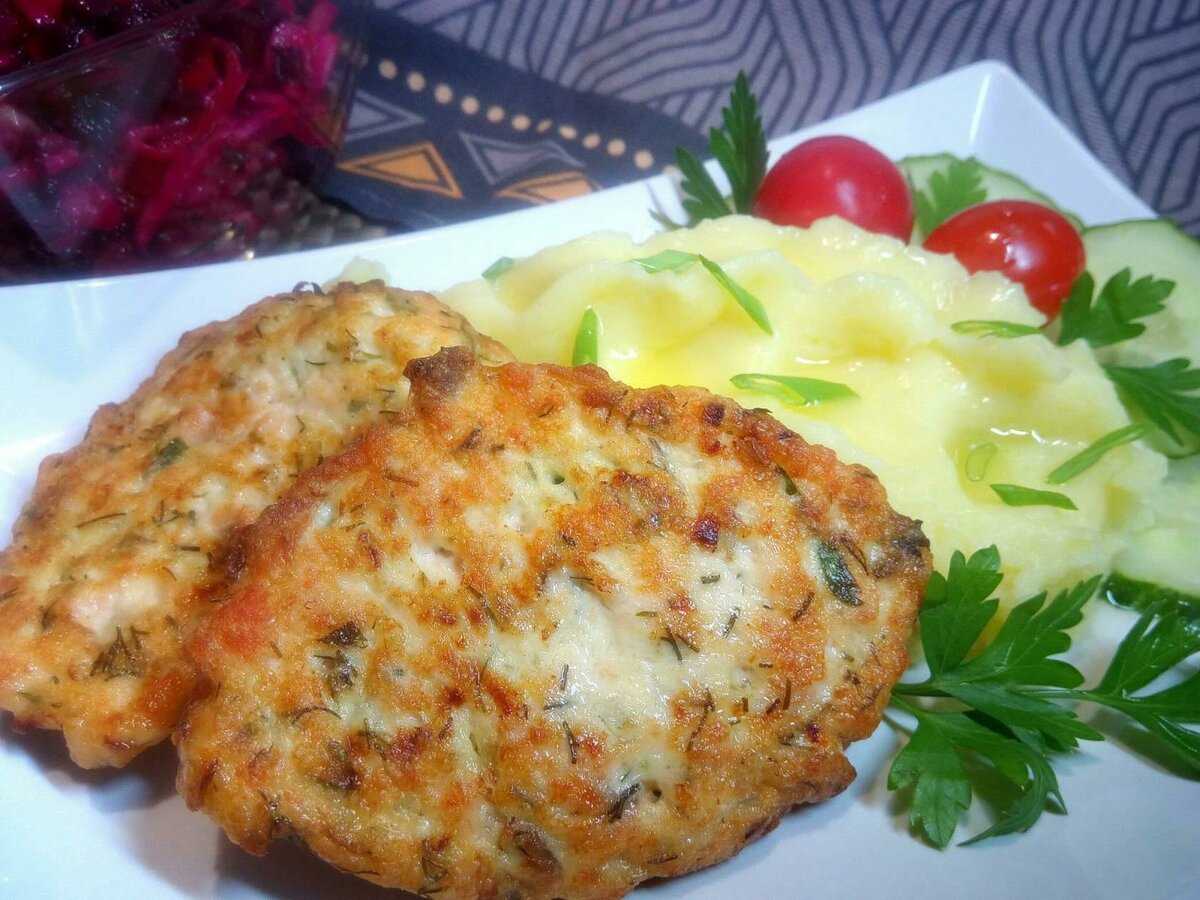 Как сделать рыбные котлеты сочными и мягкими?