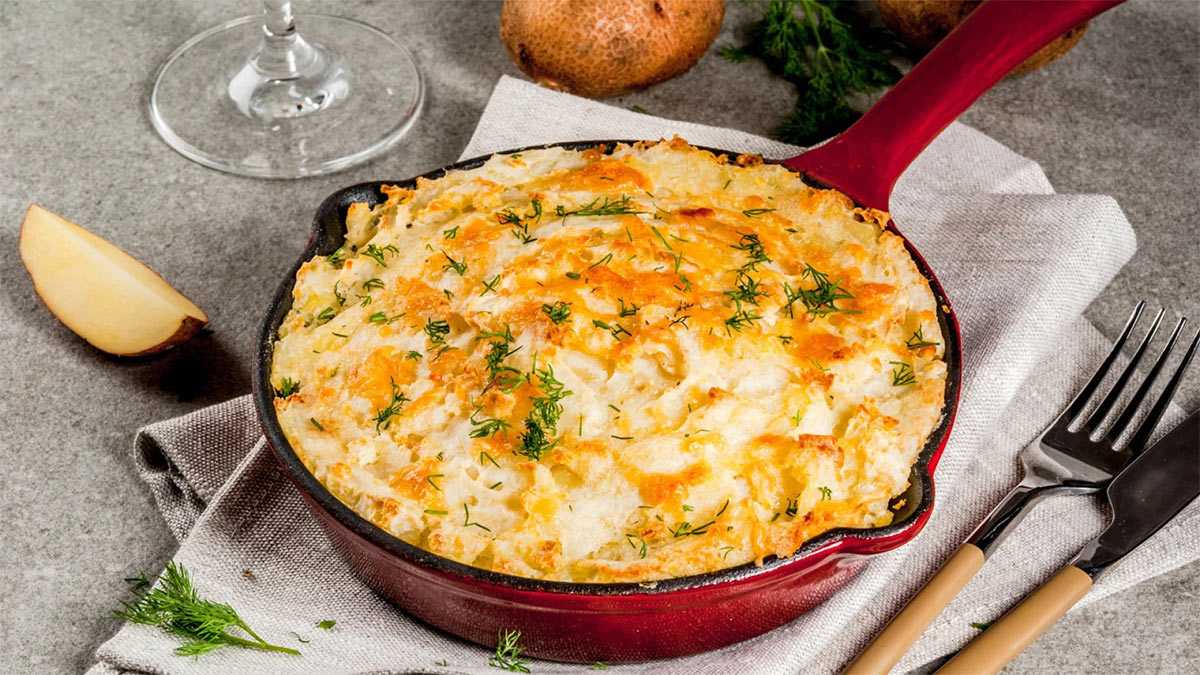 Запеканка с грибами: рецепты с картошкой, сыром, курицей, на сковороде