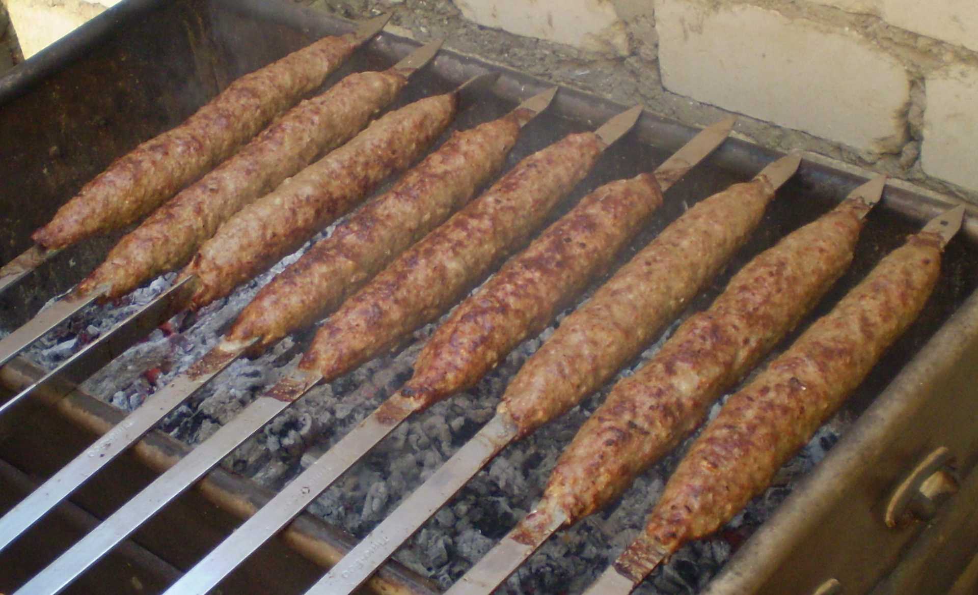 Как приготовить люля-кебаб на мангале в фольге - рецепты с фото