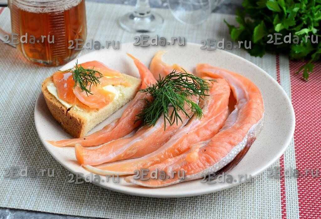 Как засолить вкусную горбушу дома – 10 быстрых рецептов (рыба получается как семга)
