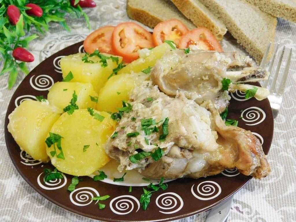 Кролик, тушеный в соусе с майонезом - азербайджанская кухня - страна мам