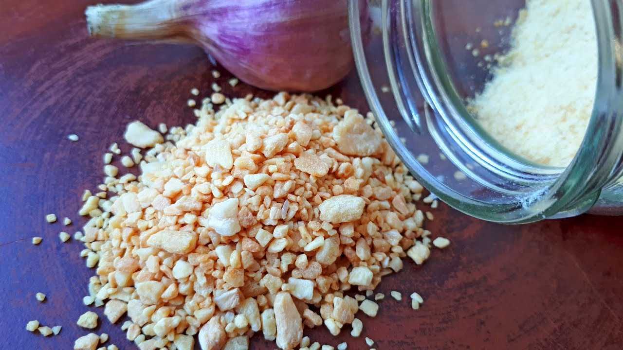 Хранение чеснока в стеклянных банках с солью или мукой. как сохранить чеснок до нового урожая