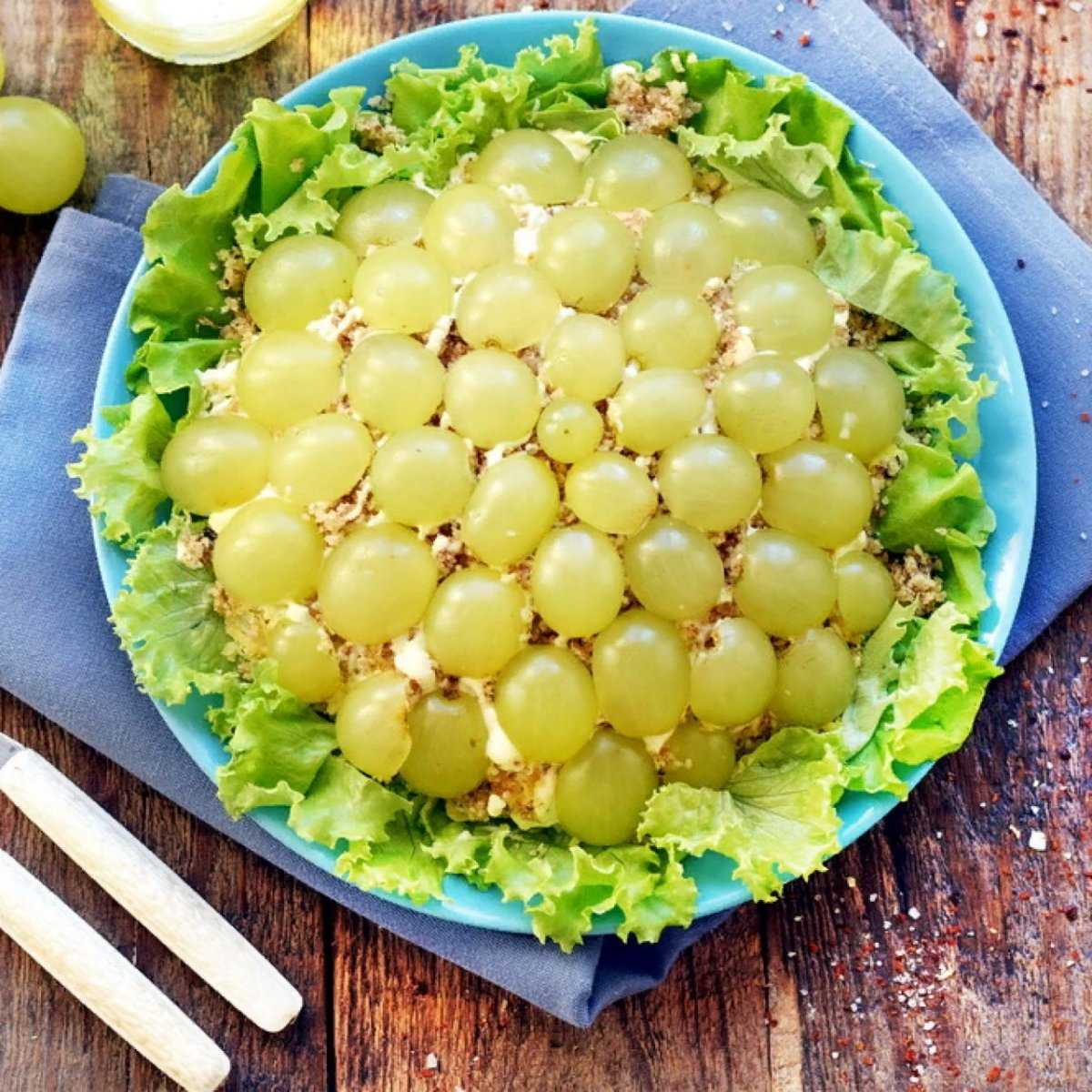 Салаты с копченой курицей — 17 очень вкусных рецептов