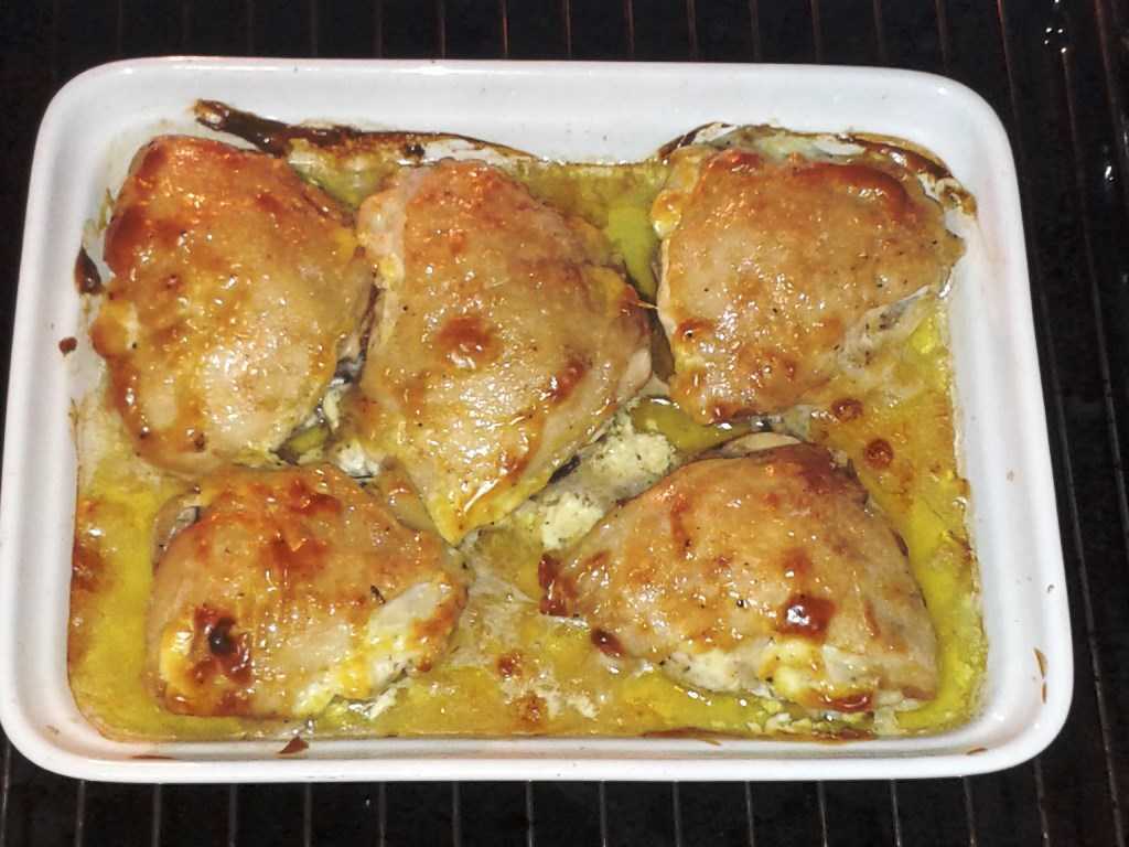 Курица в духовке: самые вкусные и простые рецепты из курицы