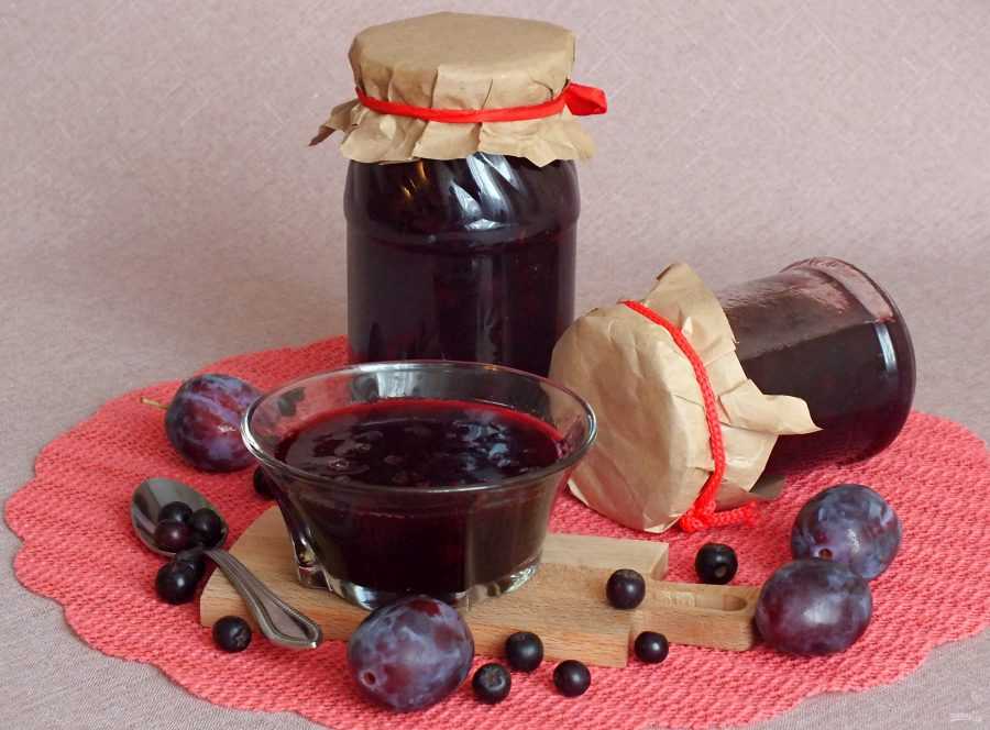 Рецепты и вкусные сочетания варенья из черноплодной рябины