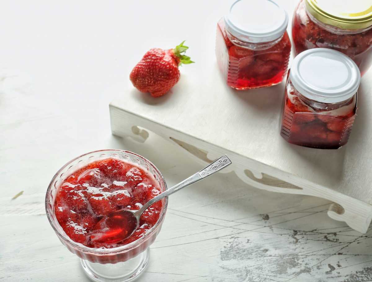Клубничный джем: 10 рецептов, как приготовить густой и вкусный джем из клубники