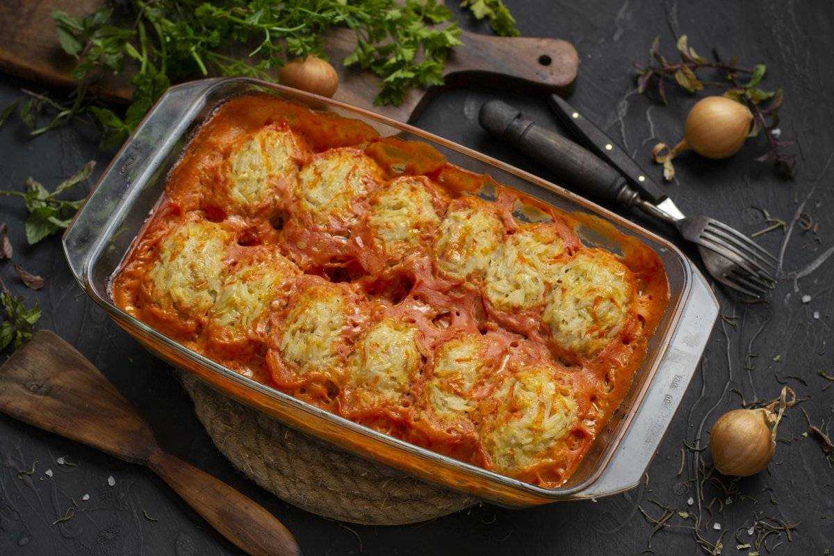 Вкусные голубцы из пекинской капусты в духовке — приготовление по простым рецептам