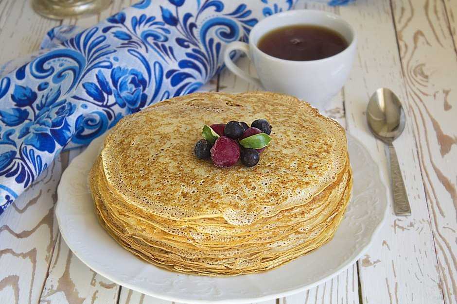 Блины на минералке — рецепты тонких и вкусных блинчиков с дырочками на минеральной воде