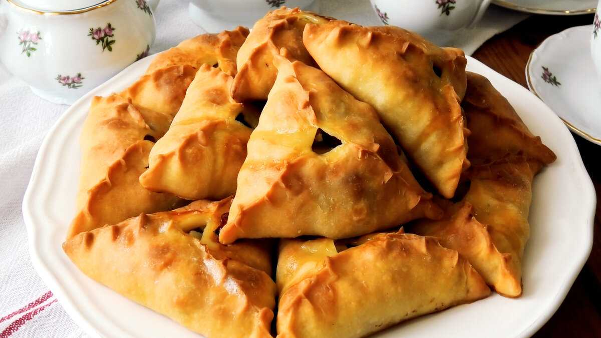 Треугольники с мясом и картошкой эчпочмак вкусный рецепт с фото пошагово и видео - tvcook.ru