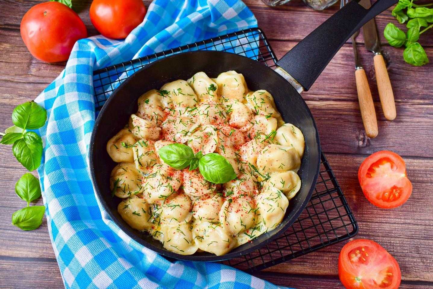 Как правильно жарить пельмени: 6 вкусных и простых рецептов