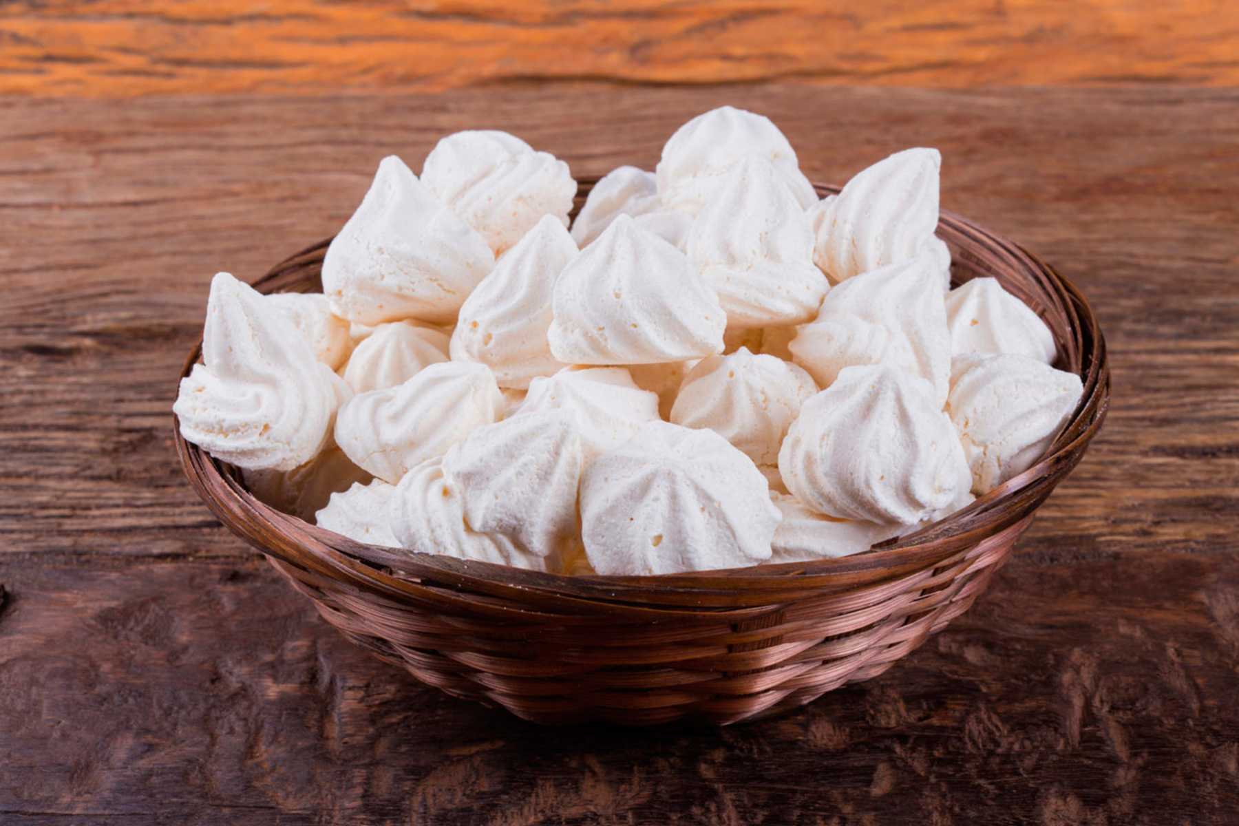 Белок сахар рецепт в духовке. Безе, меренга — Meringue. Печенье воздушное меренги. Пирожное безе. Воздушная меренга.