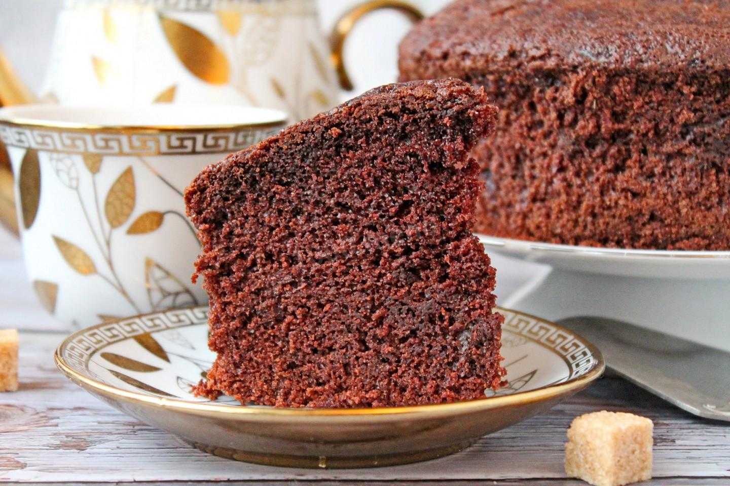 Шоколадный бисквит - 10 неимоверно вкусных фото рецептов