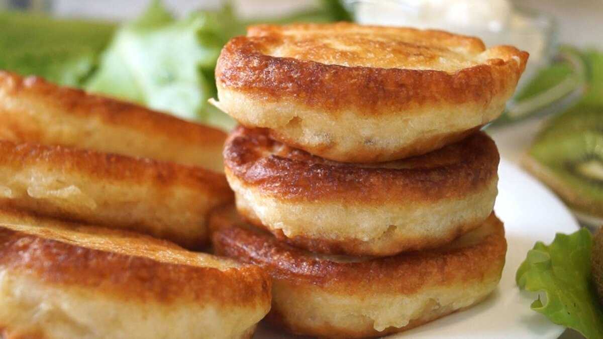 Пышные оладьи на молоке. 10 вкусных и популярных рецептов