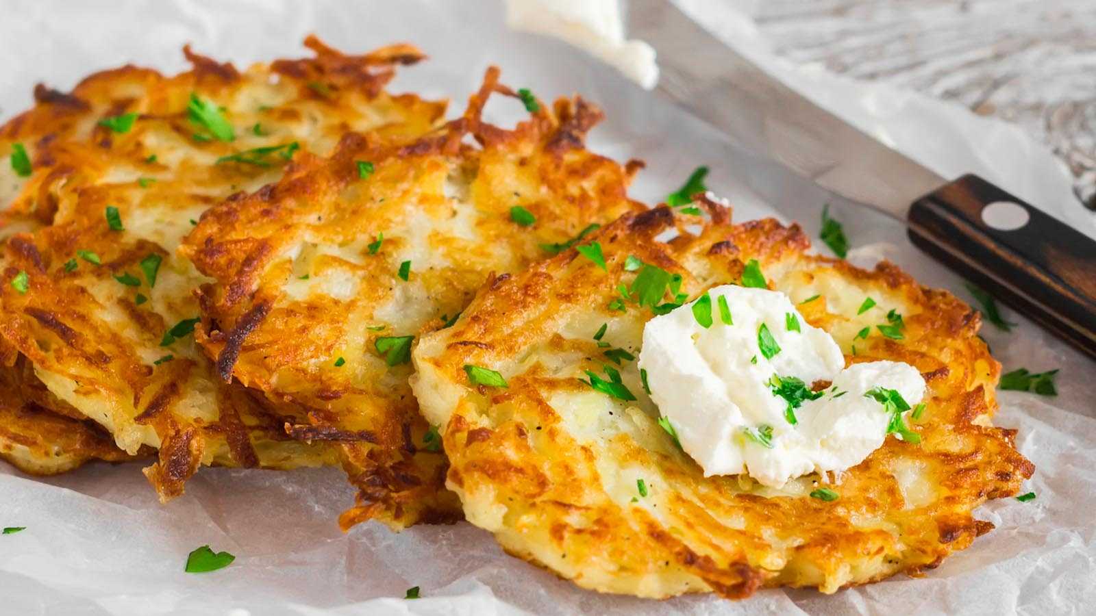 Картофельные драники: 14 вкусных фото рецептов – классических, на сковороде и не только