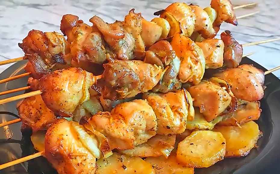 Самый вкусный маринад для шашлыка из курицы: 10 рецептов, чтобы мясо было мягким и сочным