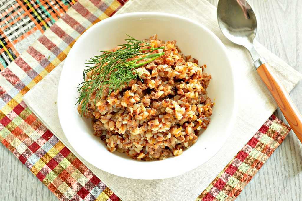 Вкуснейшая гречневая каша с мясом приготовленная по домашним рецептам