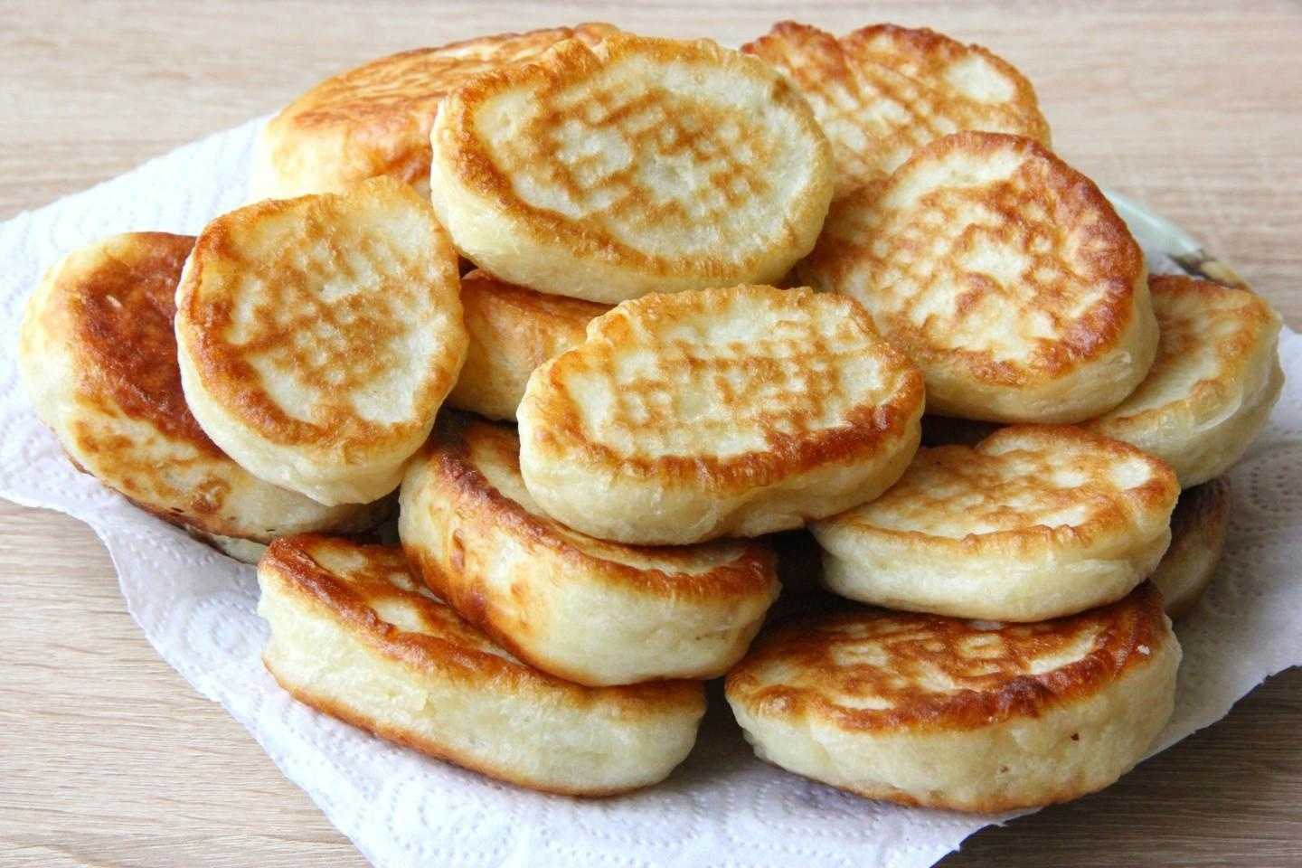 Пышные оладьи на кефире пошаговый рецепт
