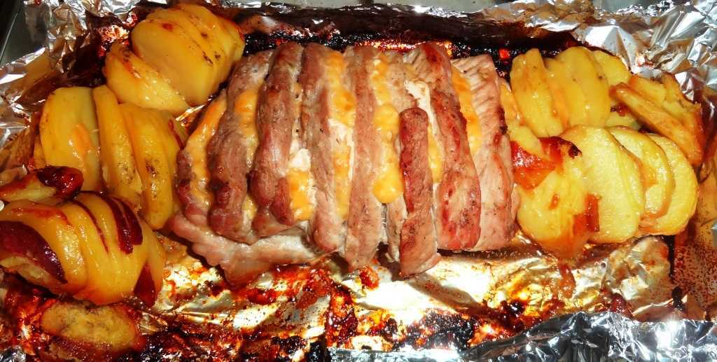 Свиная корейка в духовке: как запечь сочной и нежной