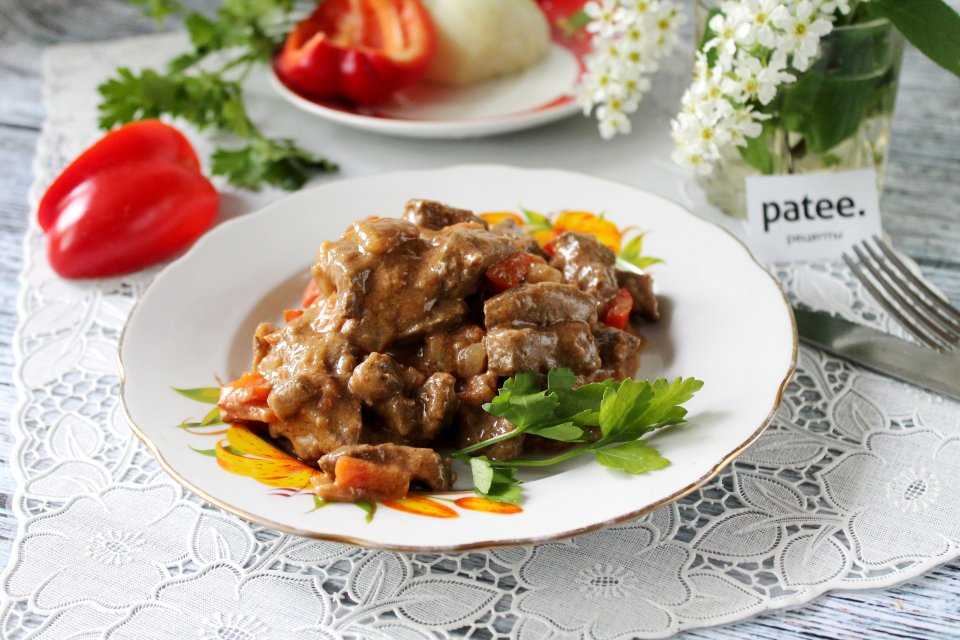 Гуляш из печени- разные рецепты приготовления с фото